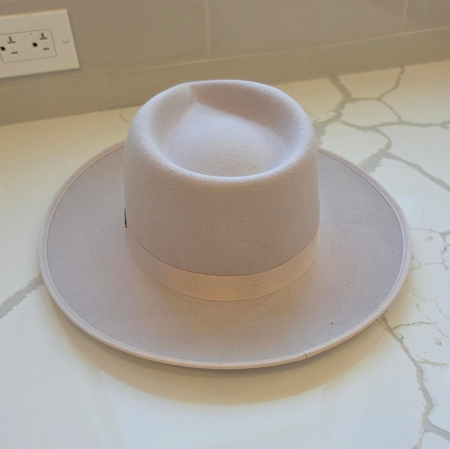 Gigi Pip Monroe Rancher