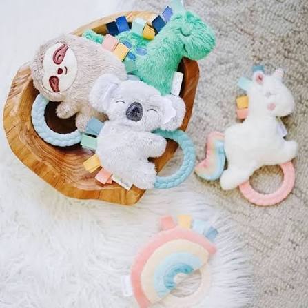 Hochet Ritzy Rattle Pal d'Itzy Ritzy