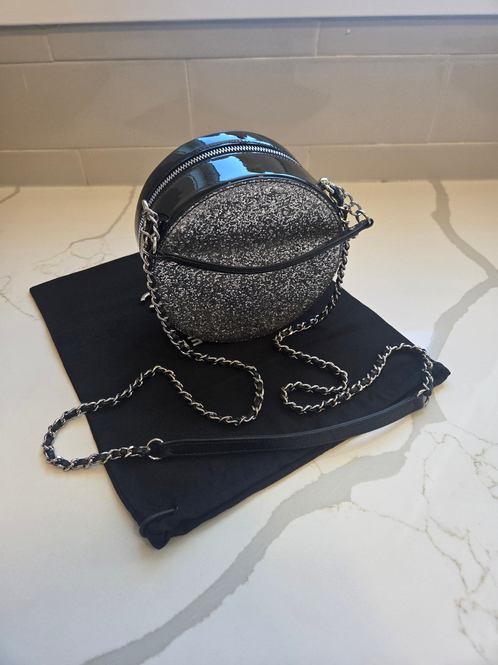 Chanel - Evening On The Moon Round Glitter Bag