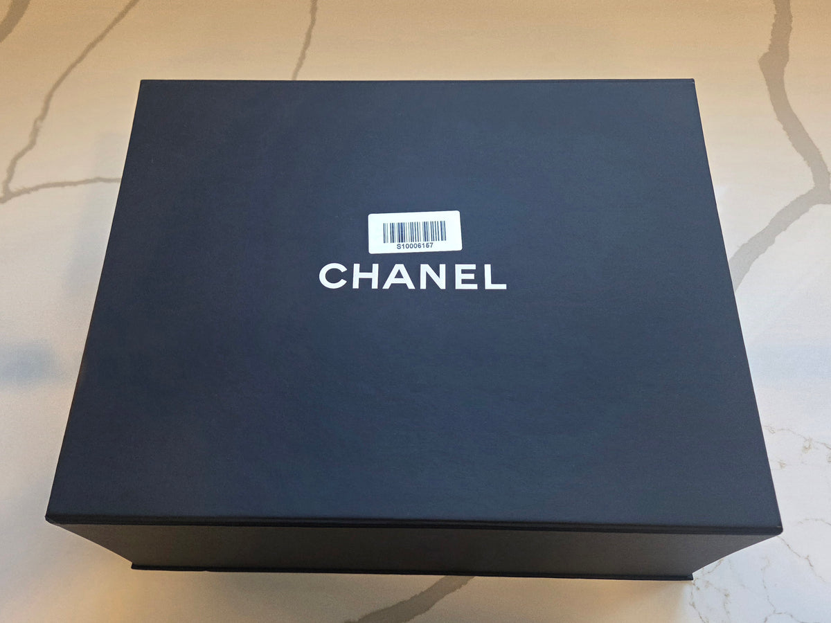 Chanel - Evening On The Moon Round Glitter Bag
