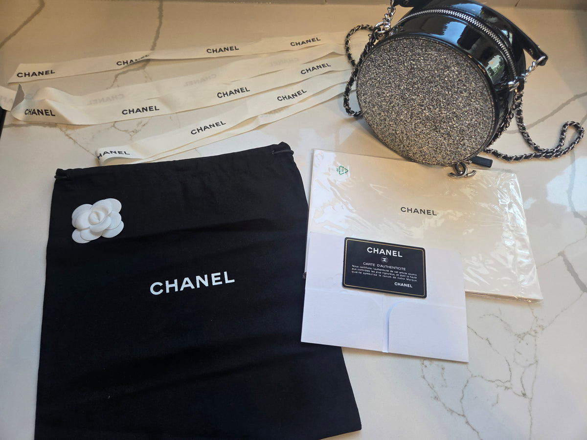 Chanel - Evening On The Moon Round Glitter Bag