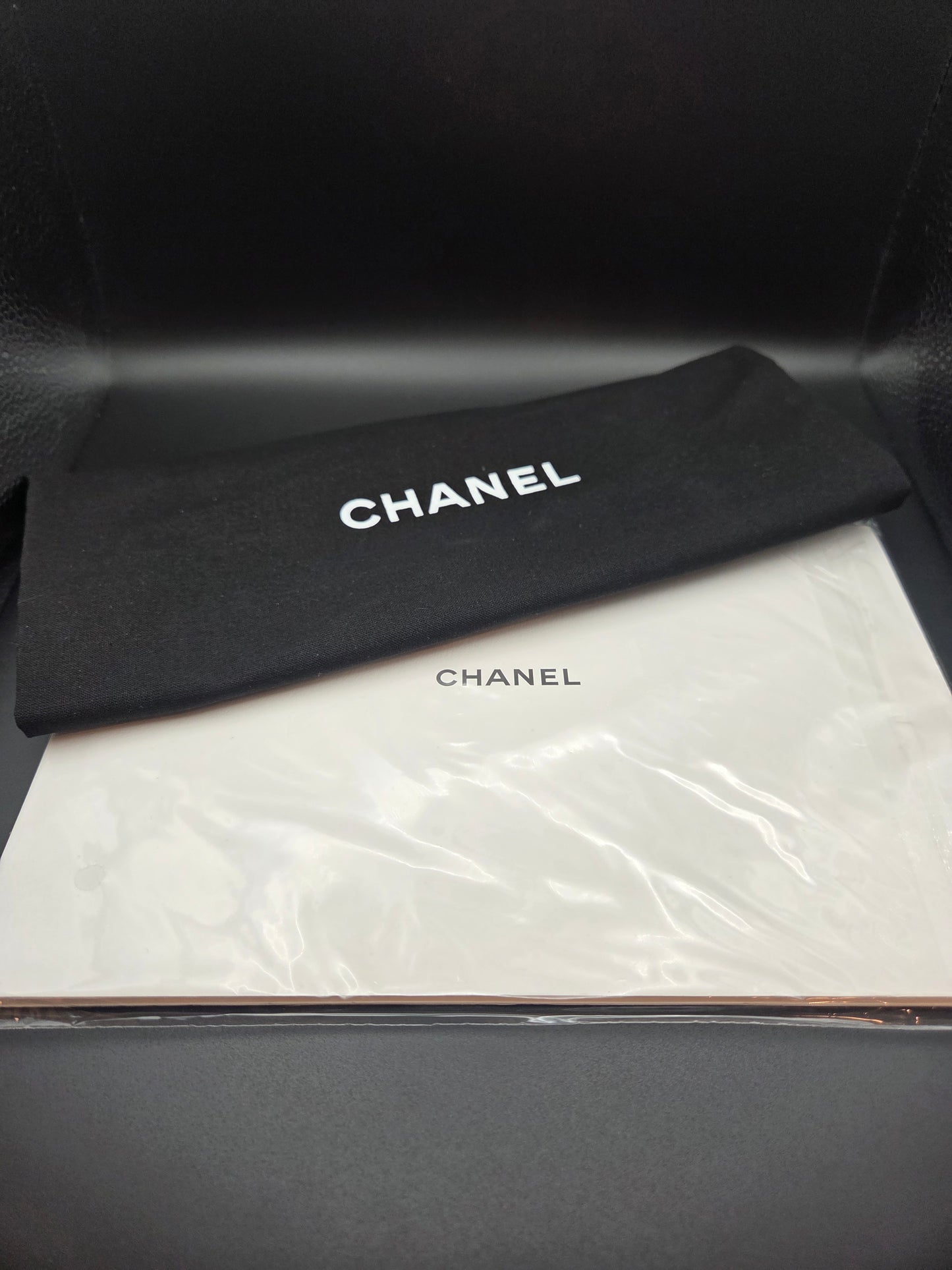 Chanel - Evening On The Moon Round Glitter Bag