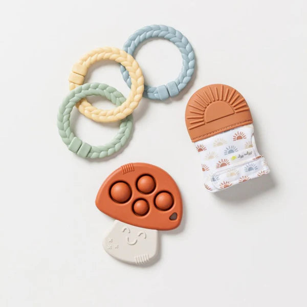 The Itzy Teether Gift Set™