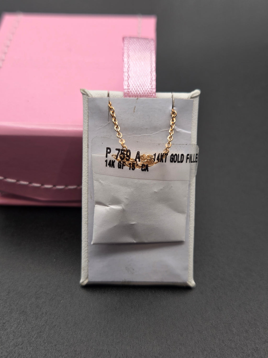 Collier croix Kiddie Kraft bord en corde