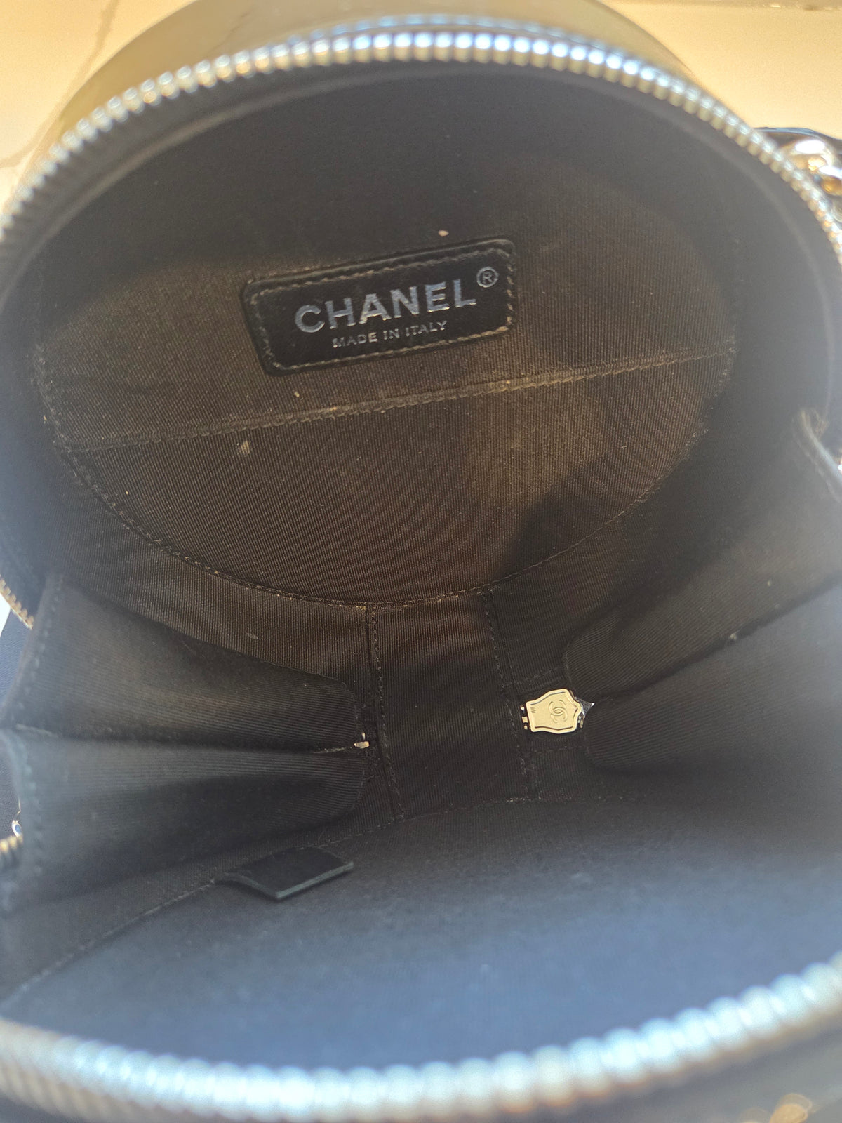 Chanel - Evening On The Moon Round Glitter Bag