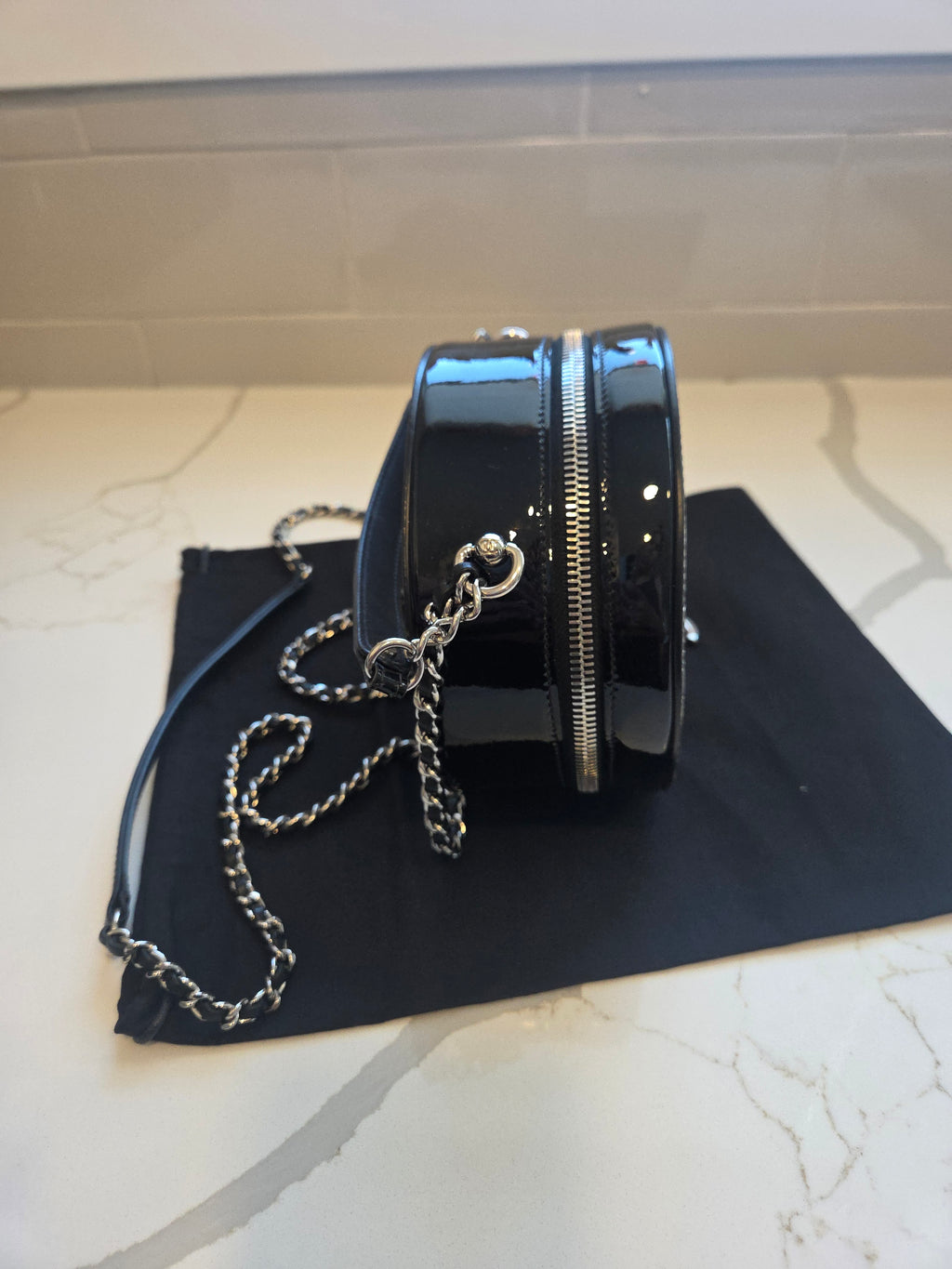 Chanel - Evening On The Moon Round Glitter Bag