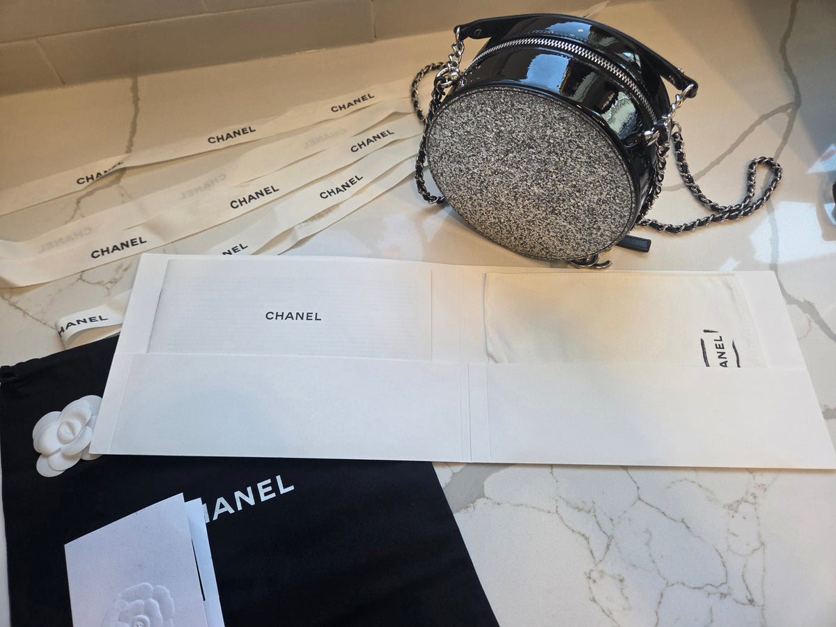 Chanel - Evening On The Moon Round Glitter Bag