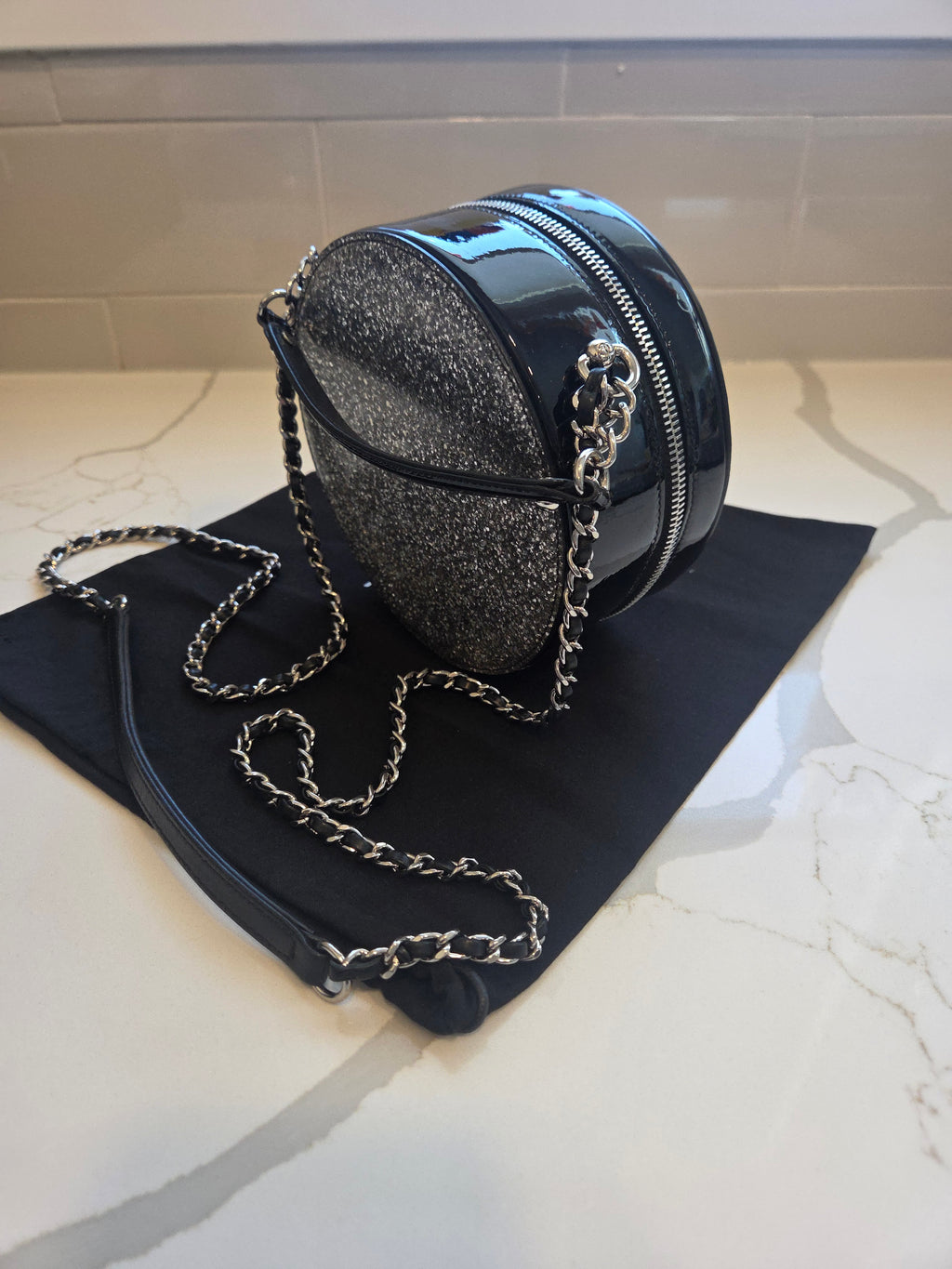 Chanel - Evening On The Moon Round Glitter Bag