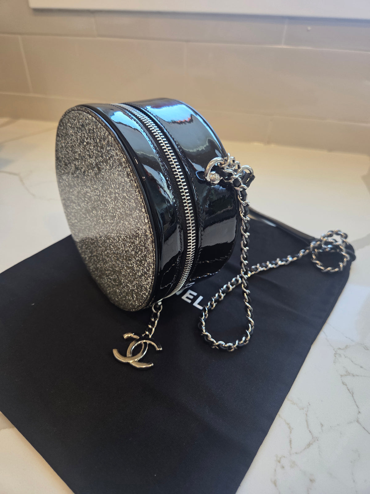 Chanel - Evening On The Moon Round Glitter Bag